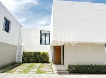 Casa de 3 habitaciones, Querétaro · Casa en Renta de 3 Hab en Valle de Juriquilla