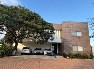 Casa de 5 habitaciones, Cuernavaca · Casa en Venta en Residencial Mascareño
