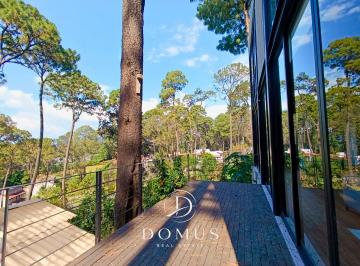 Casa de 4 habitaciones, Valle de Bravo · Casa en El Bosque