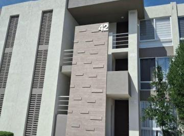Departamento de 2 habitaciones, Querétaro · Departamento Planta Baja con Jardín y Alberca | Kenza Sonterra