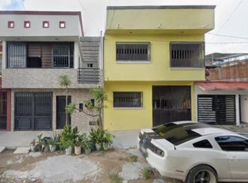 Casa de 3 habitaciones, Tuxtla Gutiérrez · Casa en Venta en La Colonia La Mision, Tuxtla Gutierrez, Chiapas - Sf