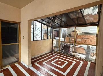 Casa · 310m² · 5 Recámaras · 4 Estacionamientos · Casa en Venta en Nativitas