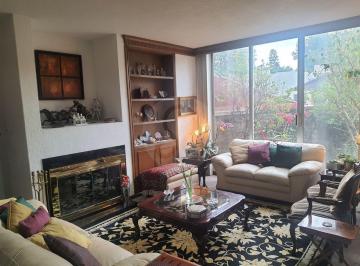 Casa · 420m² · 3 Recámaras · 4 Estacionamientos · Casa en Venta en Lomas de Las Palmas