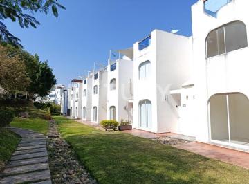 Casa · 109m² · 3 Recámaras · 1 Estacionamiento · Casa en Venta en Tequesquitengo con Acceso Al Lago