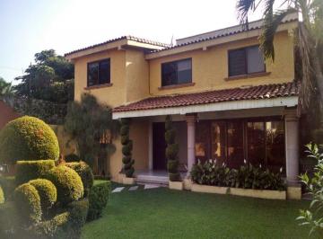 Casa de 3 habitaciones, Cuernavaca · Casa Sola en Renta y Venta en Acapatzingo