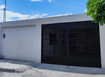 1 · Casa en Venta en Col. Carmen Romano - San Nicolás de Los Garza |