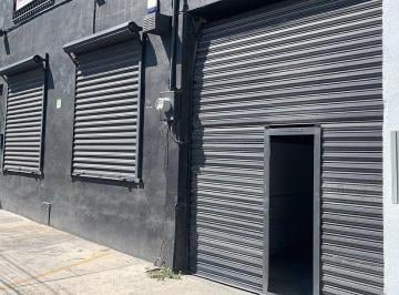 8d00b082fd37a8a5ef971d57db9542b6ad17a322605f8dc3a8e0f4988ec07fbf · Bodega en Renta - Colonia Emiliano Zapata