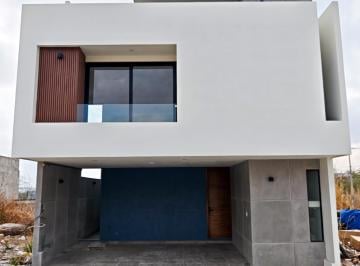 Casa de 3 habitaciones, Tuxtla Gutiérrez · Fraccionamiento "Residencial Oasis" (Zona Exclusiva y de Alta Plusvalía).
