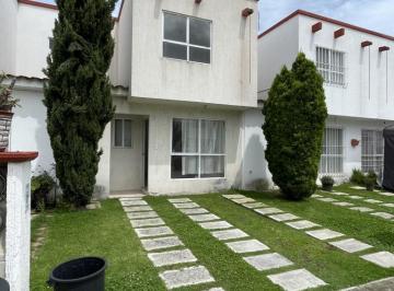 Casa en condominio · 3 Recámaras · 2 Estacionamientos · Casa en Renta en Villas del Sauce Sobre Carretera Toluca - Tenango a 15 Min de Metepec