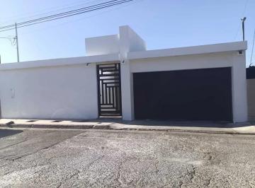 Casa de 3 habitaciones, Mexicali · Se Renta Casa en Col. Independencia