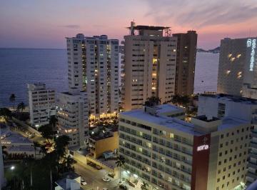 Departamento · 120m² · 2 Recámaras · 1 Estacionamiento · Venta Departamento con Vsita a La Bahía en Zona Dorada de Acapulco