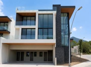1 · Residencia de Lujo en Venta – Sierra Alta 10