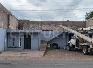 Terreno / Lote · 842m² · - Se Vende Propiedad en Av Eje Central en Cd. Cuauhtemoc, Chih