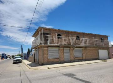 Casa · 189m² · - Se Vende Propiedad Col. Francisco Villa en Cd. Cuauhtemoc, Chih
