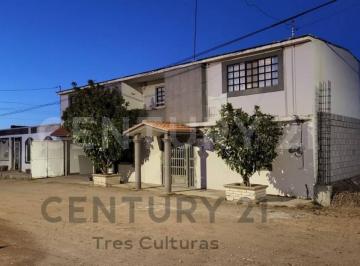 Casa · 336m² · 4 Recámaras · 3 Estacionamientos · Casa en Venta