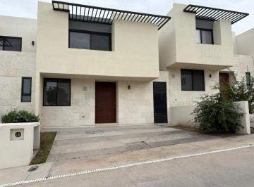 Casa de 4 habitaciones, El Marqués · Casa en Venta en Zibata con Recamara en Planta Baja