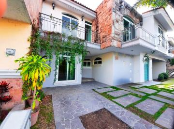 Casa de 3 habitaciones, Tlajomulco de Zúñiga · Casa Renta $21,000 Manzanos Zona Sur