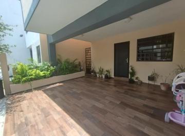 Casa · 128m² · 3 Recámaras · 2 Estacionamientos · Casa en Acanto Residencial
