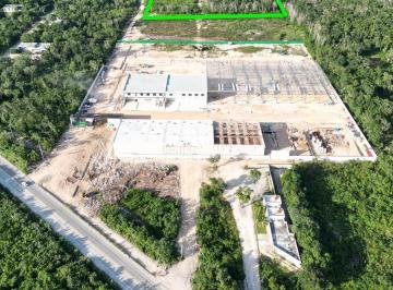 Terreno / Lote · 10000m² · 50 Estacionamientos · Terreno Industrial en Renta en Infinity Park Cancún de 10,000 m²