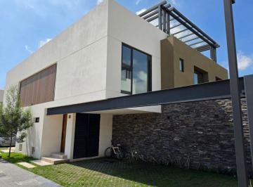 Casa en condominio de 3 habitaciones, Metepec · Casa en Venta en Metepec Nueva Acabados de Lujo