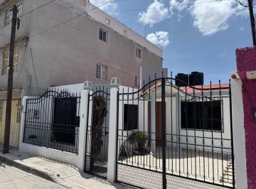 Casa de 2 habitaciones, Pachuca · Casa 100% Remodelada de un Nivel Col Plutarco E Calles