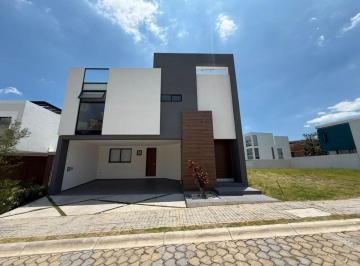 Casa de 4 habitaciones, San Andrés Cholula · Casa en Renta Lomas de Ángelópolis Parque Anahuac