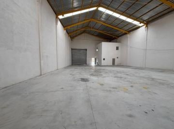 Bodega comercial · 650m² · 2 Recámaras · 6 Estacionamientos · Apv Bodega en Renta en Escobedo