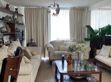 Casa · 388m² · 4 Recámaras · 2 Estacionamientos · Casa en Venta en Las Águilas - (4)