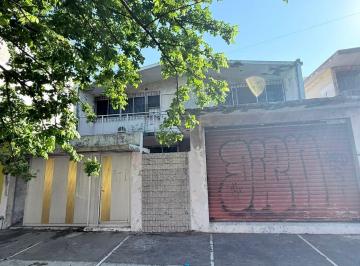 Casa · 190m² · 3 Recámaras · 2 Estacionamientos · Casa en Venta Para Remodelar en Av Xicoténcalt Veracruz - (4)