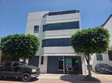 Oficina , Querétaro · Oficinas en Renta, Estacionamiento 5 Autos y Local Comercial en El Centro, Qro. Pino Suárez