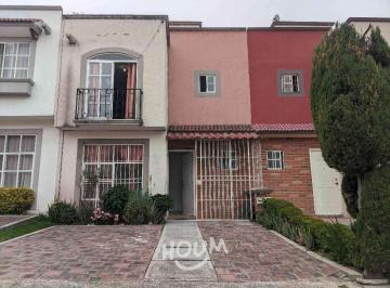 Casa · 108m² · 4 Recámaras · 2 Estacionamientos · Casa en La Piedad con 4 Recámaras, Id:.