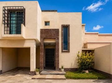 Casa de 2 habitaciones, Saltillo · Renta de Casa Amueblada