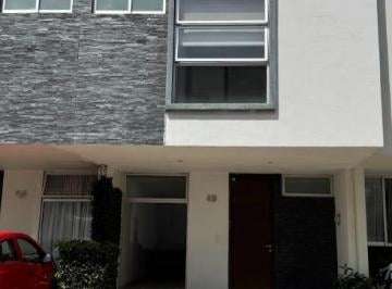 Casa · 117m² · 3 Recámaras · 2 Estacionamientos · Casa en El Centinela