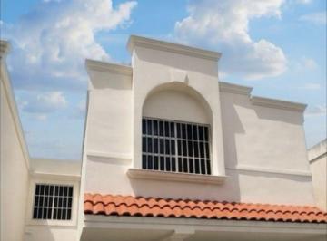 Casa de 3 habitaciones, Santa Catarina · Casa en Santa Catarina en Privada