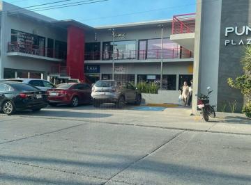 Local comercial · 42m² · 1 Recámara · 1 Estacionamiento · Local - Unidad Nacional