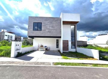 Casa en condominio de 3 habitaciones, Querétaro · Estrena Amplia y Hermosa Casa en San Isidro Juriquilla! Condominio Magnolias