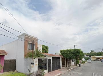 Casa de 3 habitaciones, Victoria · ¡Excelente Oportunidad Patrimonial en Fracc. del Valle, Cd. Victoria!