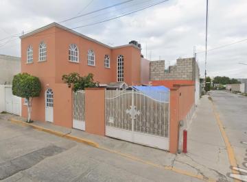 Casa de 3 habitaciones, Pachuca · Venta de Hermosa Casa Ubicada en San Cayetano El Bordo, Pachuca de Soto, Hidalgo
