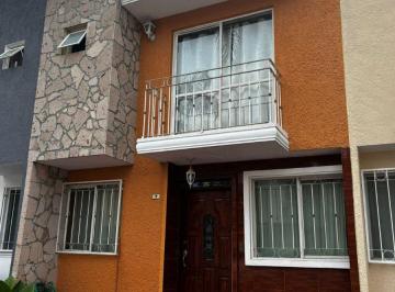 Casa de 3 habitaciones, Zapopan · Casa en Venta en Real del Bosque