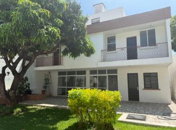 Casa de 4 habitaciones, Cuernavaca · Casa Independiente en Colonia Vista Hermosa