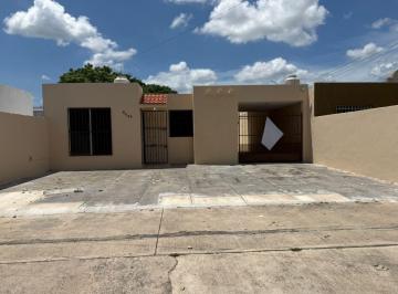 Casa de 2 habitaciones, Mérida · Renta de Casa o Para Giro Comercial en La Av de Caucel Cerca de Animaya
