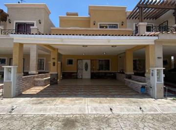 Casa de 3 habitaciones, Zempoala · Casa en Venta en Viñedos Residencial, Zempoala Hgo.