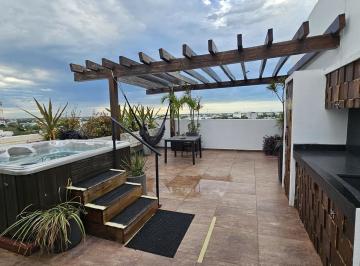 Departamento · 446m² · 4 Recámaras · 2 Estacionamientos · Departamento en Cancúpenthouse 4 Recámaras en Renta - Sosta Residencial, Sm4 Cancúnn Centro