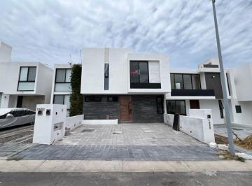 Casa en condominio de 4 habitaciones, Querétaro · Excelente Casa de Autor en Venta en Gran Reserva Preserve, Juriquilla! Sección Arbolé!