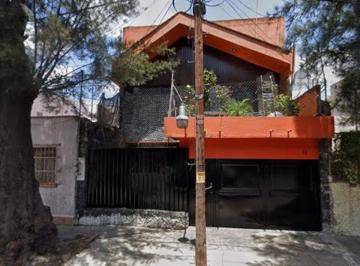 Casa de 4 habitaciones, Gustavo A. Madero · Casa en Venta Cerca de La Basilica