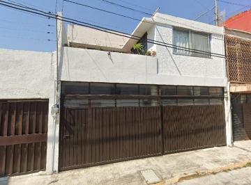 Casa de 6 habitaciones, Puebla · Venta de Hermosa Casa en Gabriel Pastor 2da Seccion Puebla