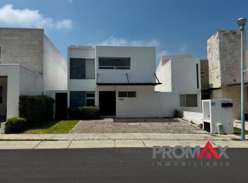 Casa de 3 habitaciones, Querétaro · Venta o Renta de Casa en Mision San Jeronimo, Queretaro