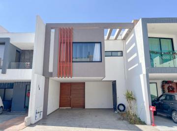 Casa de 3 habitaciones, San Pedro Cholula · Casa en Renta en Lucendi Residencial Ubicado 3 Minutos de Plaza San Diego con 3 Recamaras