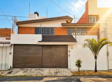 Casa de 3 habitaciones, Puebla · Casa Amplia en Renta en San Manuel, Puebla | 3 Recámaras | 2 Autos