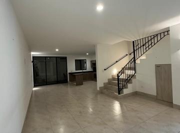 Casa de 3 habitaciones, León · Casa en Renta en Sacromonte Residencial – Zona Mayorazgo $16,500 Mensuales